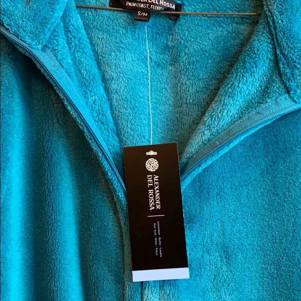Alexander Del Rossa. Beautiful aqua fleece robe